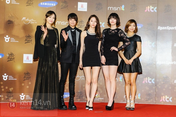 Ph&aacute;i đẹp "tung ho&agrave;nh" thảm đỏ "Grammy H&agrave;n" ng&agrave;y thứ hai 3