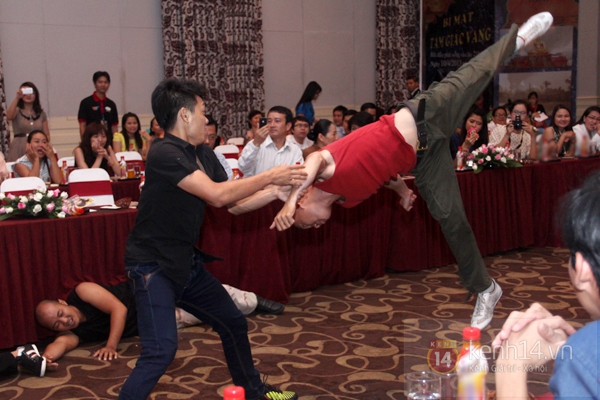 T&igrave;nh mới của Johnny Tr&iacute; Nguyễn h&agrave;nh động đơn lẻ 6