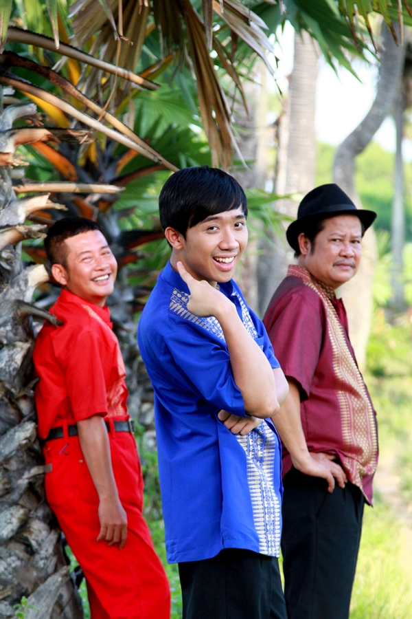 D&acirc;n Campuchia v&acirc;y xem "Hai L&uacute;a" Trấn Th&agrave;nh... m&uacute;a 9