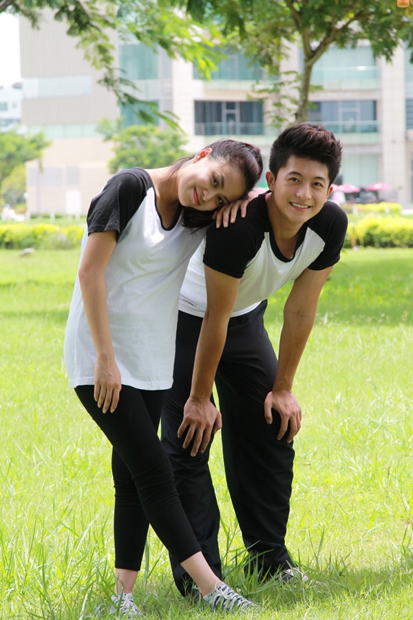 Nghi &aacute;n phim giả t&igrave;nh thật giữa Ho&agrave;ng Th&ugrave;y Linh v&agrave; Harry Lu 10