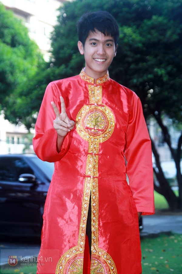 Độc quyền: Phu - Thee (Tuổi nổi loạn) mặc áo dài nói "Chúc mừng năm mới" 11