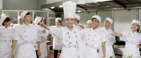 Dàn "cô dâu ế" cùng ra sức cầu hôn Mr. Hoàn Hảo 4 Dàn "cô dâu ế" cùng ra sức cầu hôn Mr. Hoàn Hảo 4