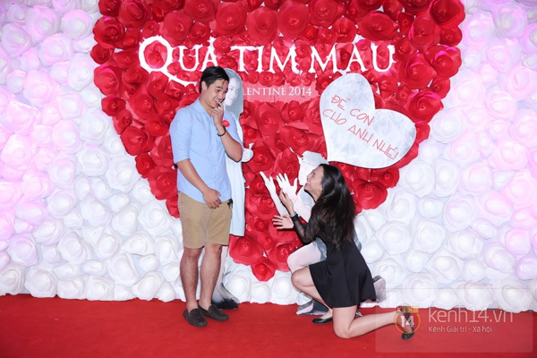 Baggio quỳ xin vợ mới cưới... đẻ con cho m&igrave;nh 2