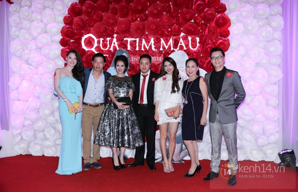 Baggio quỳ xin vợ mới cưới... đẻ con cho m&igrave;nh 4