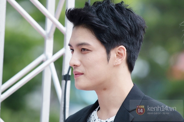 Độc quyền từ H&agrave;n Quốc: Jae Joong mệt mỏi, xuống sắc dự sự kiện 16