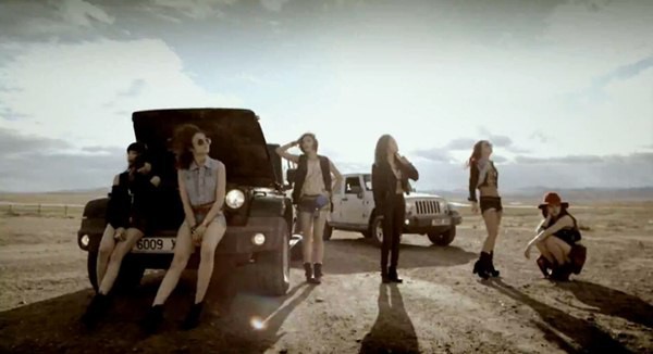 Fan phấn khích với clip "nhá hàng" hoành tráng của T-ara 7