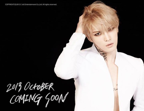 Hết Taeyang đến Jaejoong trở lại với t&oacute;c bạch kim 2