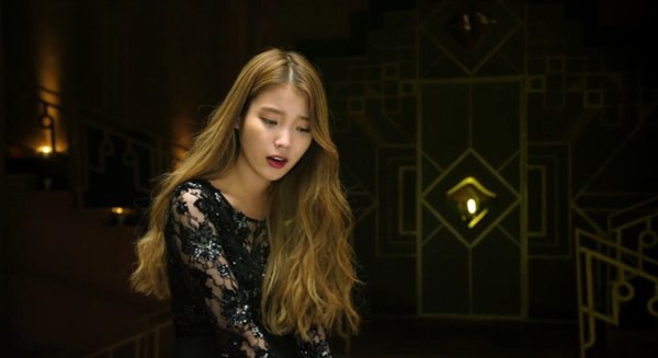 T-ara, IU, Crayon Pop chiều fan với loạt MV "mới mà cũ" 7