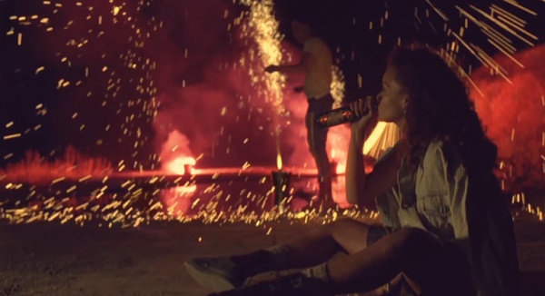 Cư dân mạng tố Trouble Maker "nhái" MV của Rihanna 9