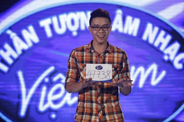 Thu Minh tự tin sải bước cạnh Mỹ Tâm tại "Vietnam Idol" 20