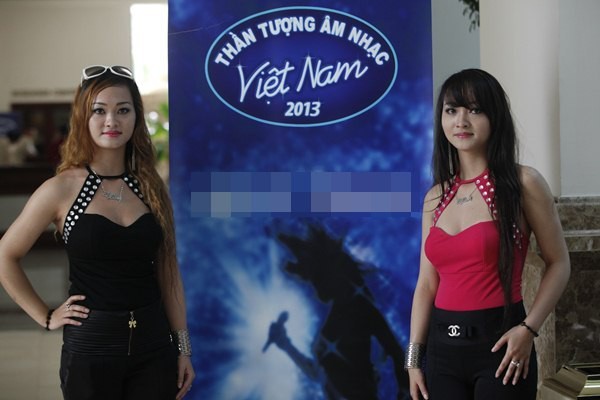 Thu Minh tự tin sải bước cạnh Mỹ Tâm tại "Vietnam Idol" 23