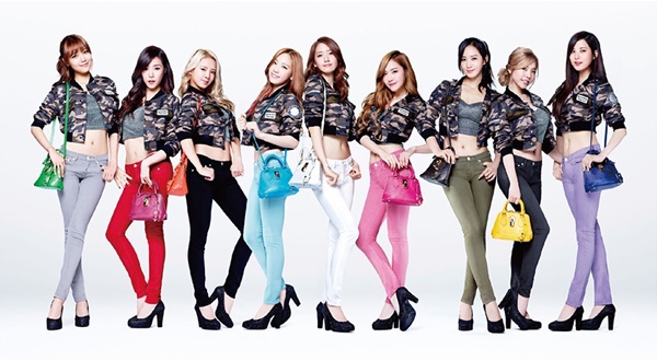 Tiffany: Album mới của SNSD đ&atilde; bị tr&igrave; ho&atilde;n 3