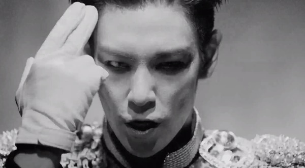 T.O.P hóa... khỉ đột trong MV trở lại 9