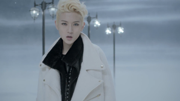 Mùa đông lung linh trong các MV của sao Kpop (P.1) 5