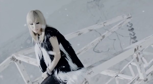 Mùa đông lung linh trong các MV của sao Kpop (P.2) 9