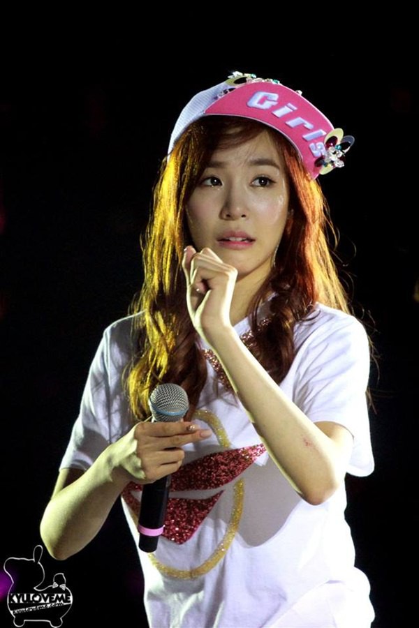 Ngắm SNSD "quậy tưng" s&acirc;n khấu Hồng K&ocirc;ng 89