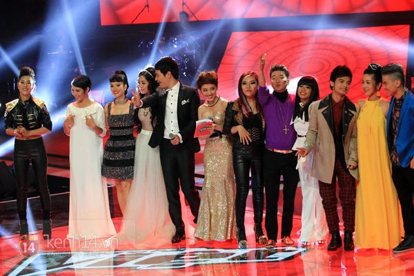 Bán kết 1: Bùi Anh Tuấn "lép vế" khi song ca với Quán quân "The Voice Mỹ" 30