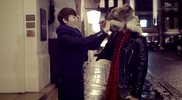 Donghae, Eunhyuk tung MV cực tình cảm ở London 16