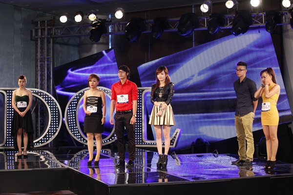Vietnam Idol: Hot boy 16 tuổi bị loại thẳng tay 24