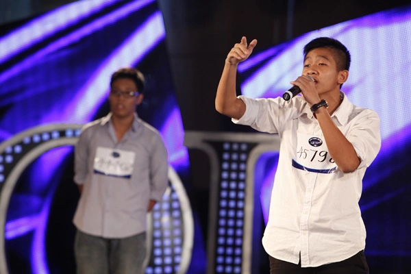 Vietnam Idol: Hot boy 16 tuổi bị loại thẳng tay 3