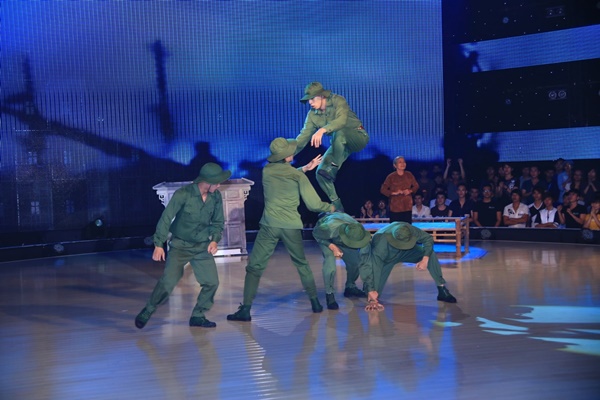 Got To Dance: Hồ Quỳnh Hương và Bee.T đối nghịch nhau trong đêm Bán kết 18