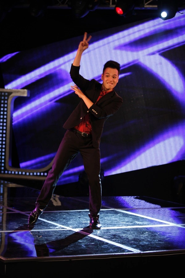 Vietnam Idol: Hot boy 16 tuổi bị loại thẳng tay 64