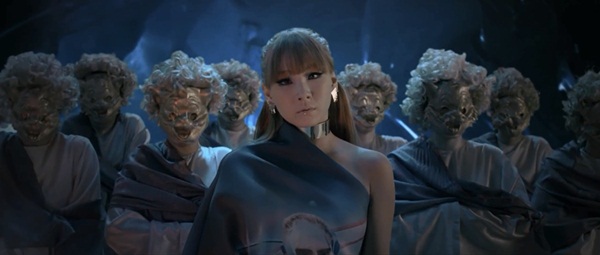 CL (2NE1) cầm đầu đội quân người ngoài hành tinh 7