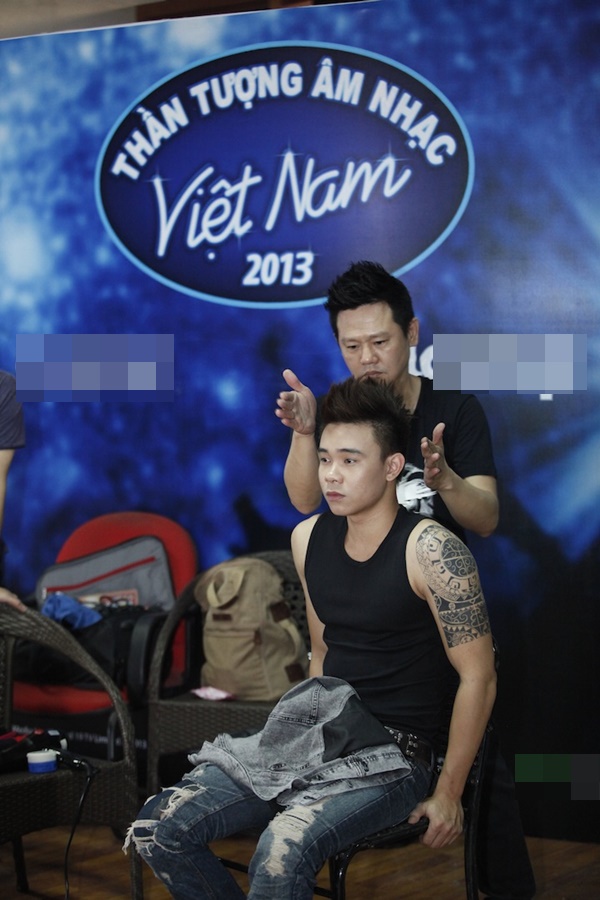 Tăm tia hậu trường làm đẹp của các thí sinh "Vietnam Idol 2013" 5