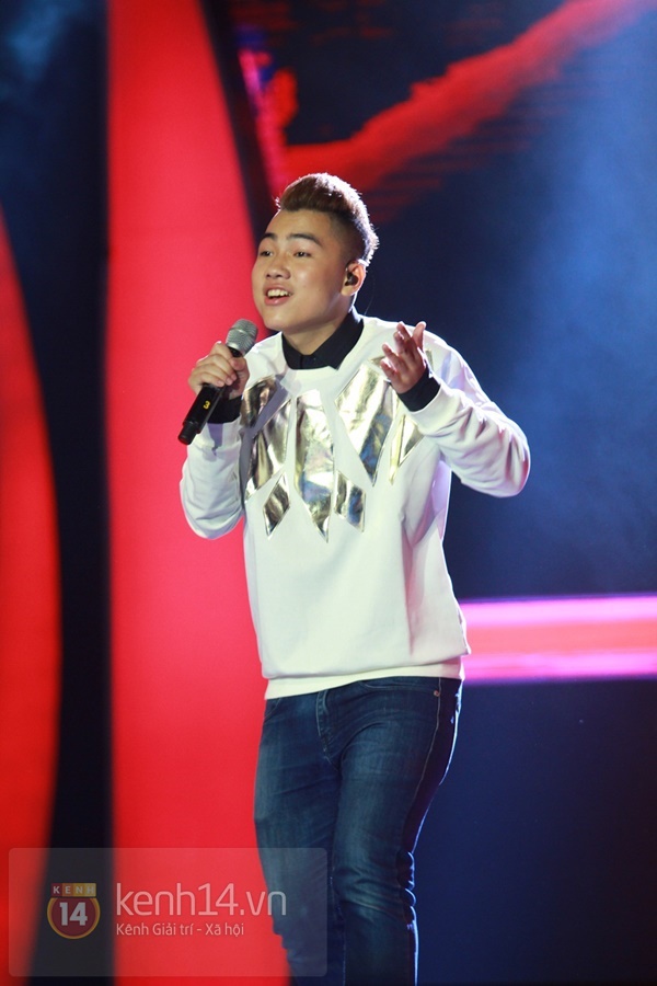 Vietnam Idol Gala 1: Nhật Thủy đầy mê hoặc với hit của Vũ Cát Tường 17