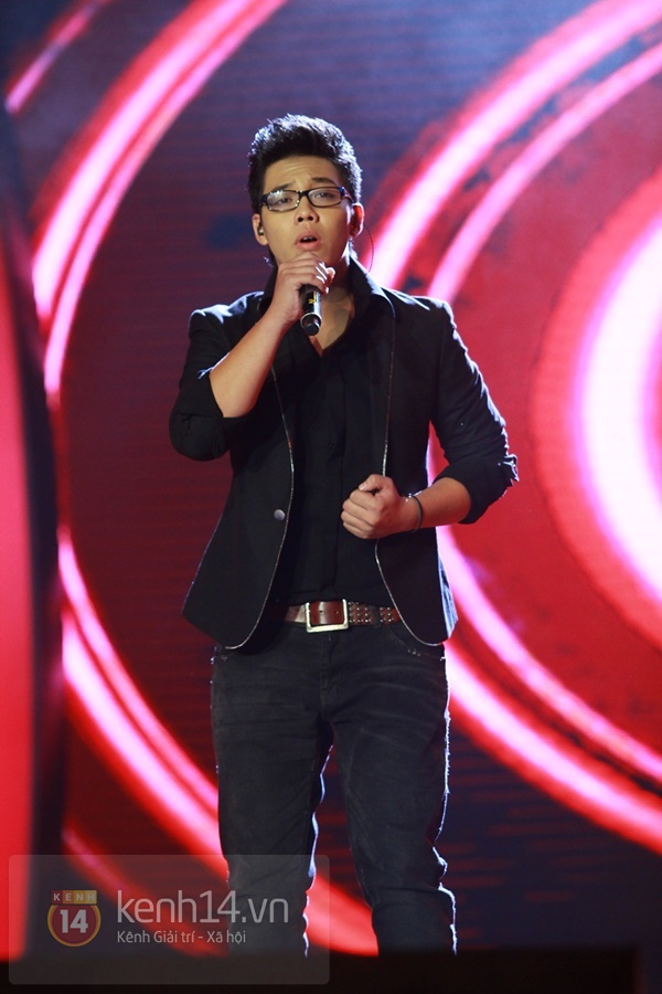 Vietnam Idol Gala 1: Nhật Thủy đầy mê hoặc với hit của Vũ Cát Tường 24