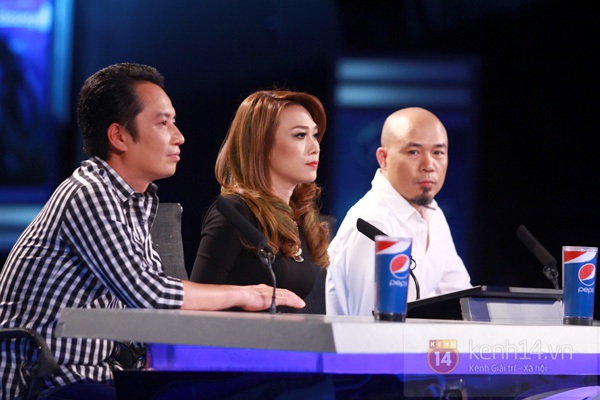 Vietnam Idol: Mỹ Tâm "phản bội khán giả", cứu Phú Hiển 10