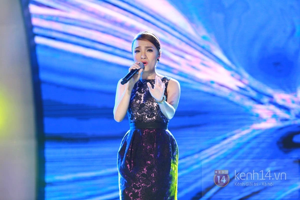 Vietnam Idol: Mỹ Tâm "phản bội khán giả", cứu Phú Hiển 19