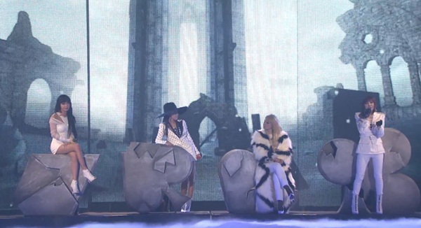 2NE1 khoe giọng live "khủng" trong clip mới toanh 5