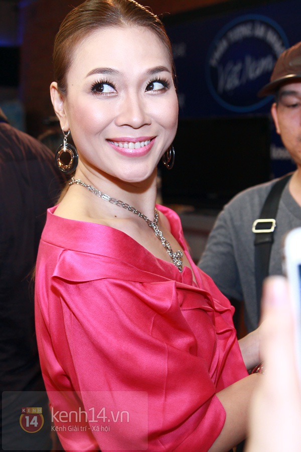 Vietnam Idol: Mỹ Tâm, Thanh Hằng "đối lập" trong đêm loại thí sinh 9