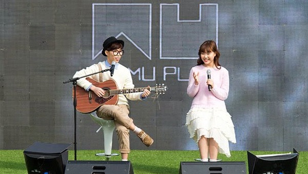 Akdong Musician một mình "hạ gục" IU, A Pink 1