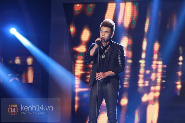 Vietnam Idol: Đông Hùng dừng bước trước "búp bê quái vật" 1