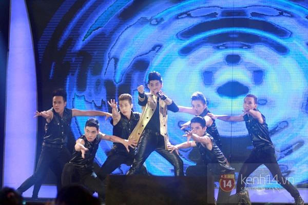 Vietnam Idol: Anh Quân đứng bật dậy vì Nhật Thủy "thoát chết" trong gang tấc 27