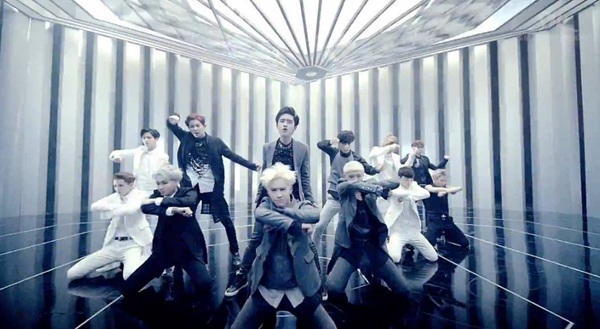 Fan "ngộp thở" với MV và album mới của EXO 7