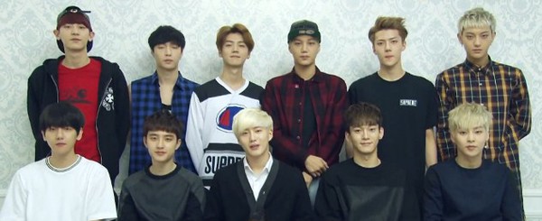 Fan dậy s&oacute;ng v&igrave; EXO quảng b&aacute; concert với 11 người 1