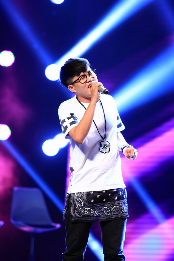 X-Factor Việt: 11 thí sinh nam giành giật 6 chiếc ghế nóng 6