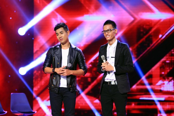 X-Factor Việt: 11 thí sinh nam giành giật 6 chiếc ghế nóng 7