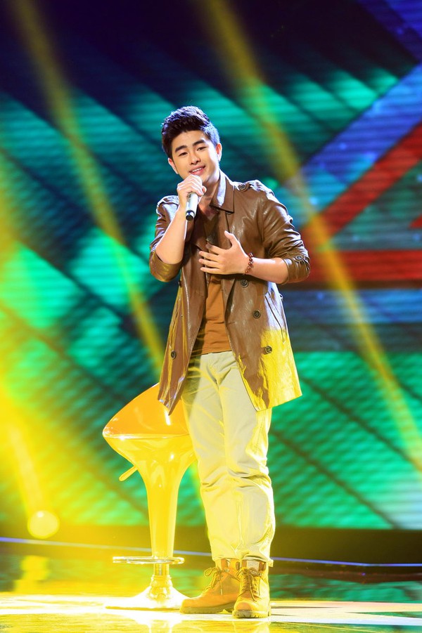 X-Factor Việt: 11 thí sinh nam giành giật 6 chiếc ghế nóng 12