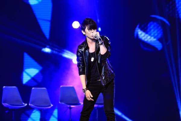 X-Factor Việt: 11 th&iacute; sinh nam gi&agrave;nh giật 6 chiếc ghế n&oacute;ng 13