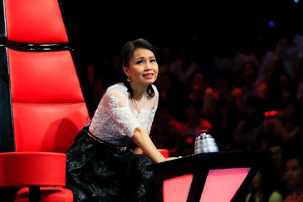 The Voice Kids: Cẩm Ly ngỡ ngàng giới tính của thí sinh hát dân ca 2