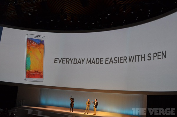 Galaxy Note 3 chính thức xuất hiện, ốp lưng da, cấu hình mạnh mẽ hơn 21
