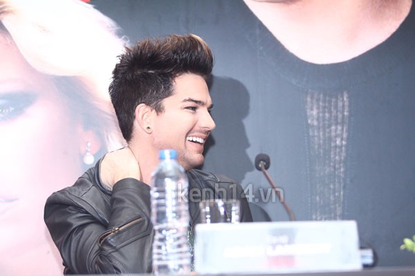 Ngất ngây vẻ đẹp hút hồn của Adam Lambert 3