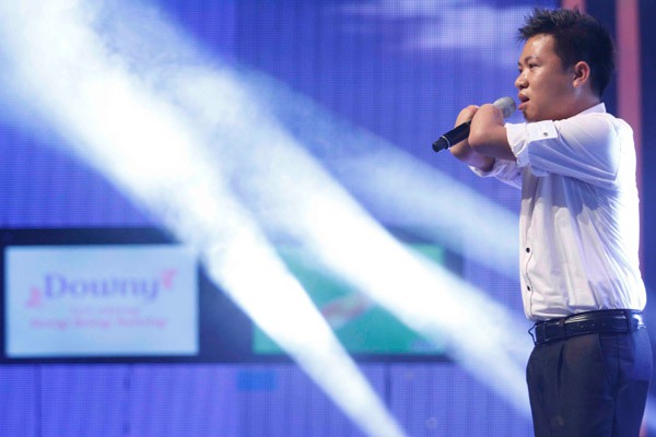 Chàng trai khuyết tật gây xúc động ở Bán kết 4 Got Talent 3