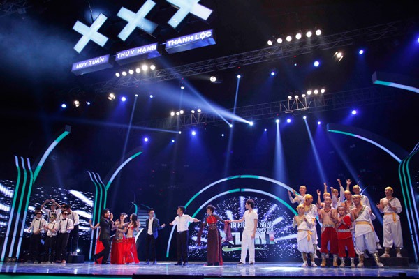 Chàng trai khuyết tật gây xúc động ở Bán kết 4 Got Talent 2