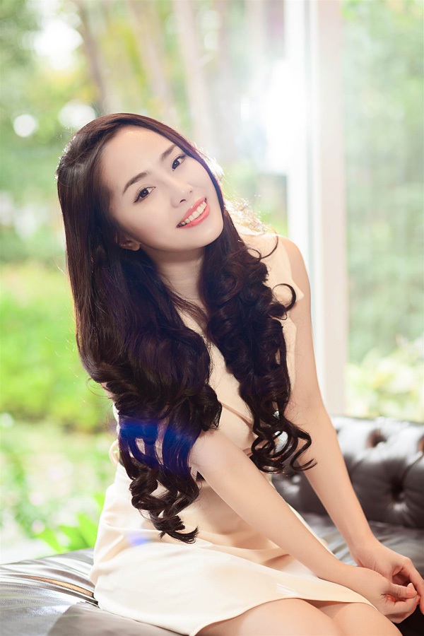 Quỳnh Nga khoe vẻ đẹp nuột n&agrave; trong MV mới 2