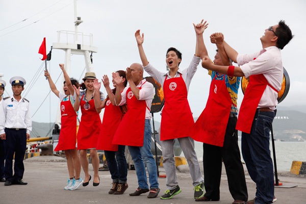 MasterChef Vietnam: Đội trưởng Kim Quyên bất bình vì bị tráo đổi thành viên 14